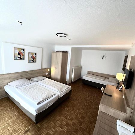 Pension Im Heidort ออยเทน ภายนอก รูปภาพ