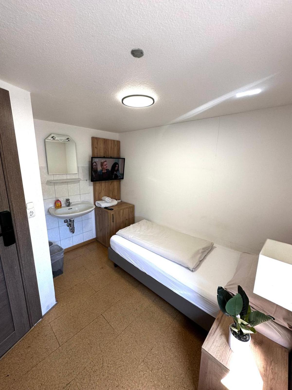 Pension Im Heidort ออยเทน ภายนอก รูปภาพ