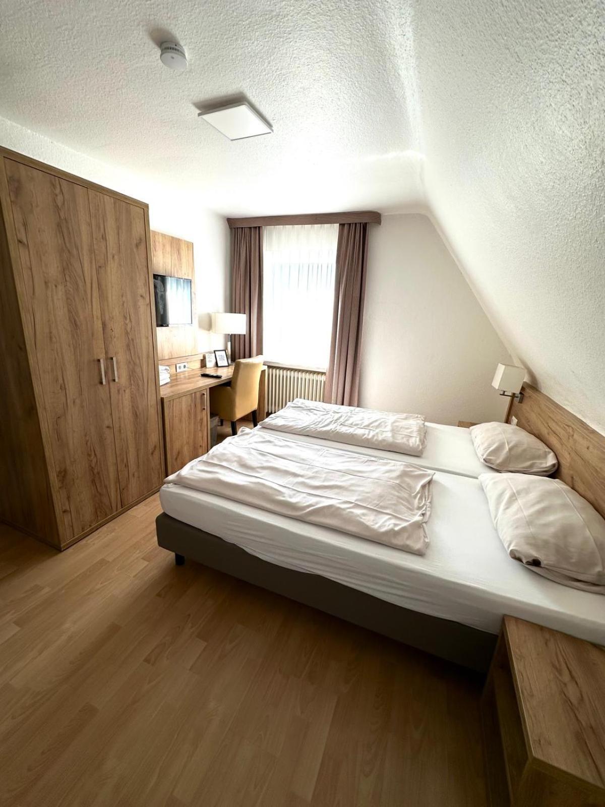 Pension Im Heidort ออยเทน ภายนอก รูปภาพ