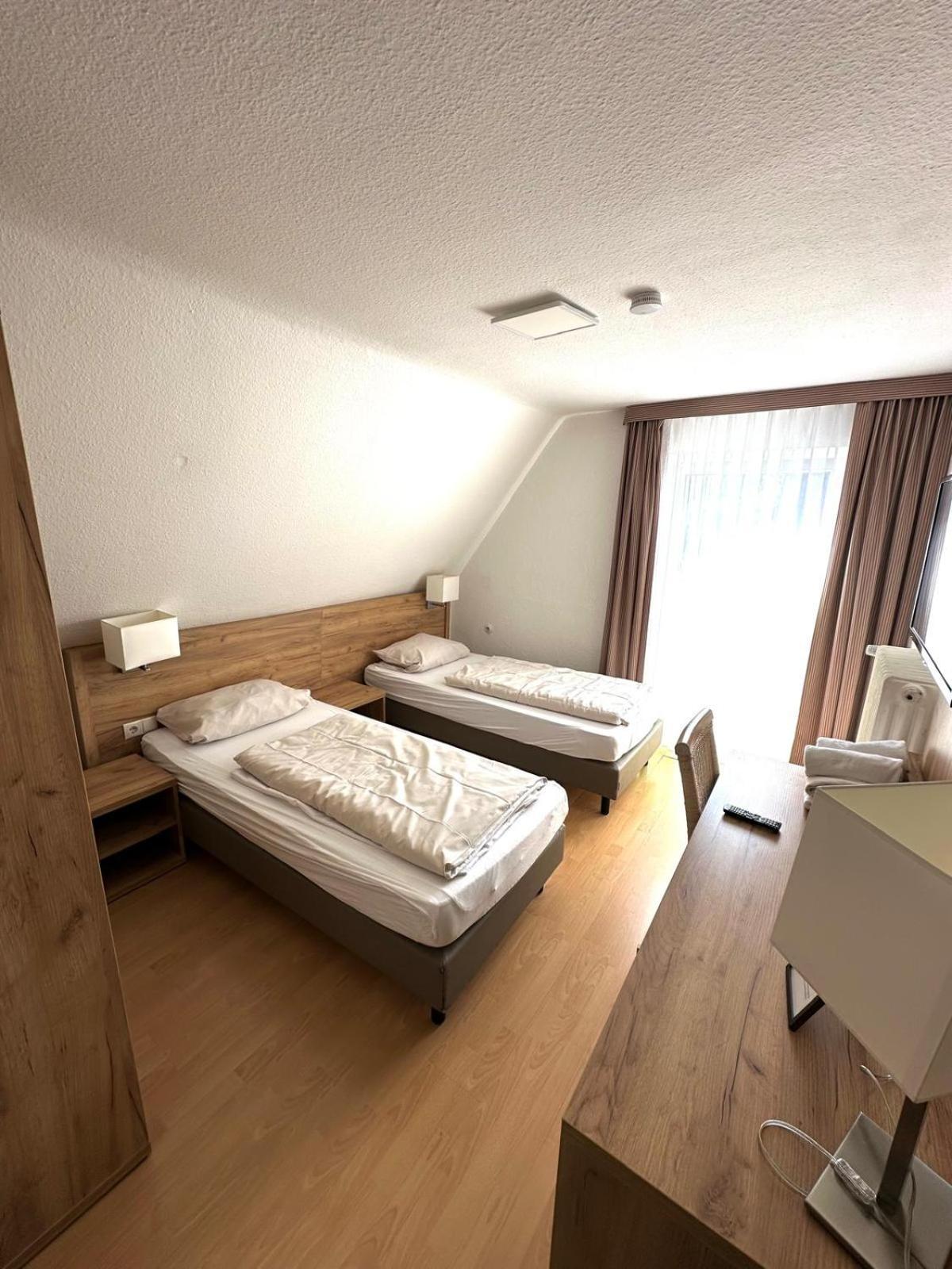 Pension Im Heidort ออยเทน ภายนอก รูปภาพ